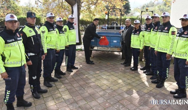 Gemlik’te Traktör Sürücülerine Güvenlik Ekipmanı Desteği