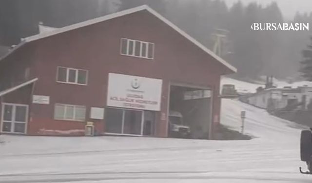 Uludağ’da beklenen kar yağışı başladı