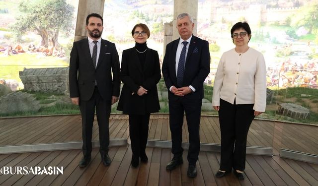 Gürcü Bakan Bolkvadze Bursa Tarihine Hayran Kaldı