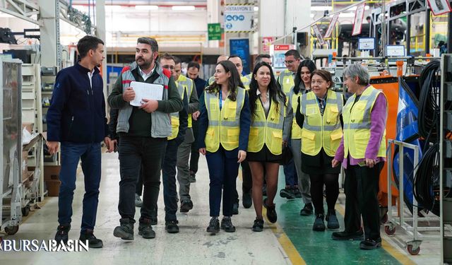 Karsan’dan Bursa’da Kız Öğrencilere Güçlü Gelecek Projesi