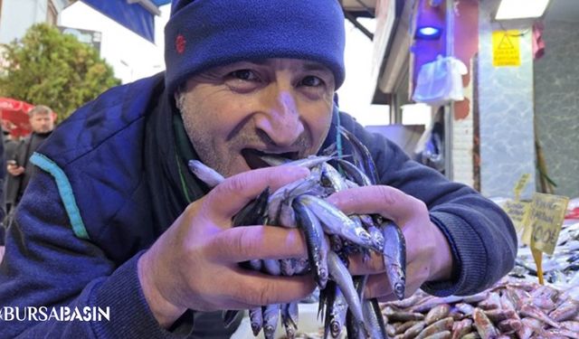 Hamsi 150 TL Oldu Ama Tezgâhlarda İlgi Azalmadı