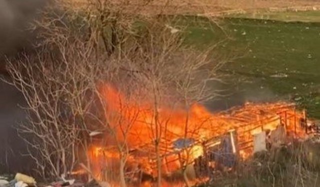 Bursa Karacabey’de Ağılda Yangın