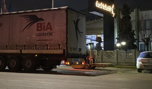 İnegöl OSB’de TIR dorsesinden Düşen İşçi Yaralandı