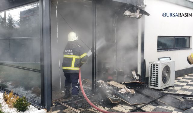 İnegöl Hasanpaşa’da Yazlık Ev Yangını Paniğe Neden Oldu