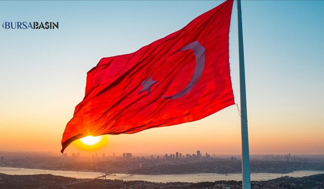 Bayrağımıza Yapılan Saldırı Sonrası 14 Gözaltı