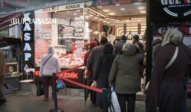Bursa’da Ramazan Öncesi Çarşıda Yoğunluk