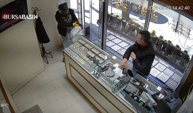 Yenişehir’de Kuyumcuya Silahlı Girişim Kamerada
