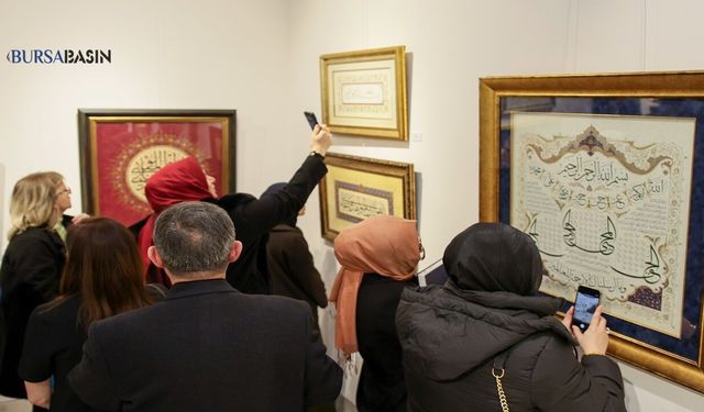 Bursa’da “Zer-i Nab” Sergisi Sanatseverlerle Buluştu