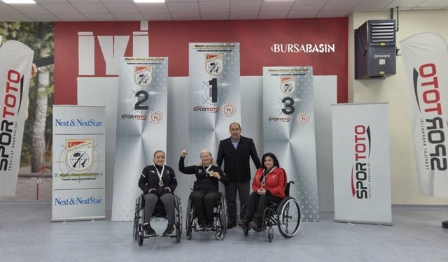 Bursalı Milli Sporcu Aysel Özgan’dan Altın Başarı