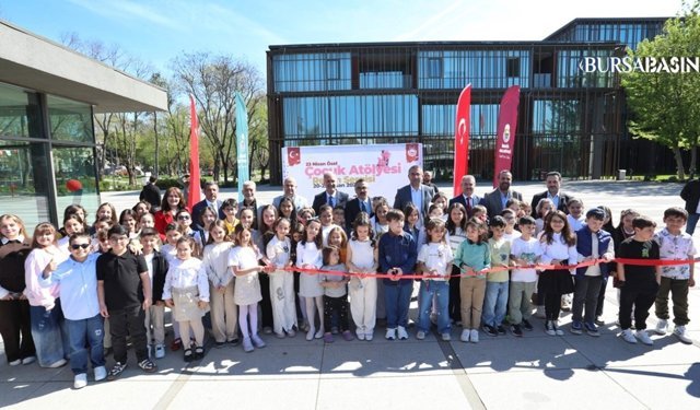 İnegöl’de 23 Nisan Sergisi Büyük İlgi Gördü