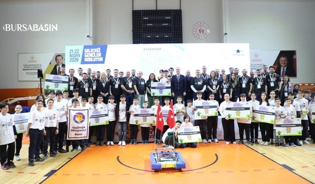 İnegöl’de Robot Yarışması’nda Gençlerden Büyük Başarı