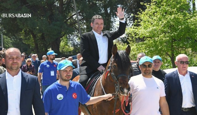 Bursa’da Rahvan At Yarışlarında Nefes Kesen Anlar