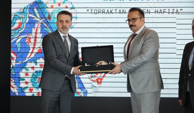 Bursa’da Anadolu Seramik Kültürü Sempozyumu Başladı