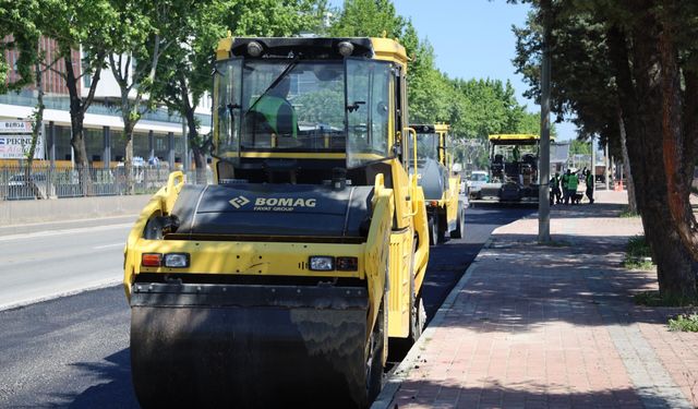 İstanbul Yolu’nda asfalt yenileme hız kazandı