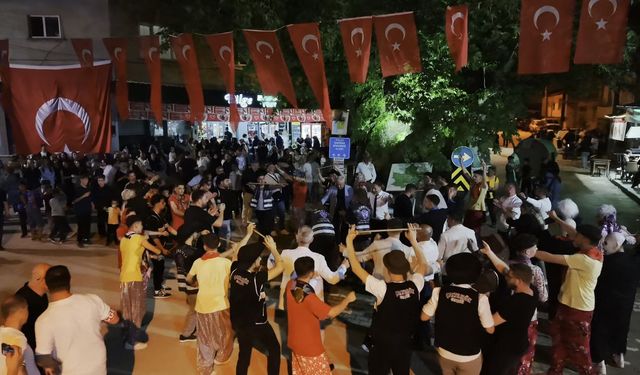 157 Yıllık Deve Eğlencesi Coşkuyla Yaşatıldı