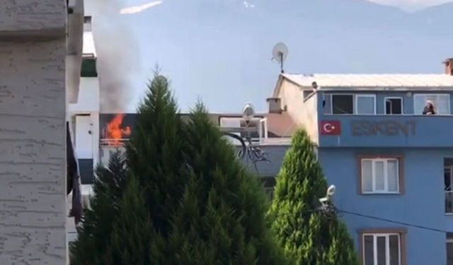 Bursa Gürsu’da Çatı Yangını Korkuttu