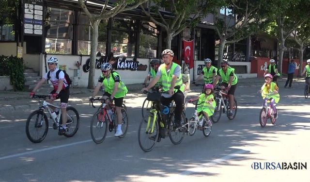 Bursa’da Yüzlerce Kişi Sağlıklı Yaşam İçin Pedal Çevirdi
