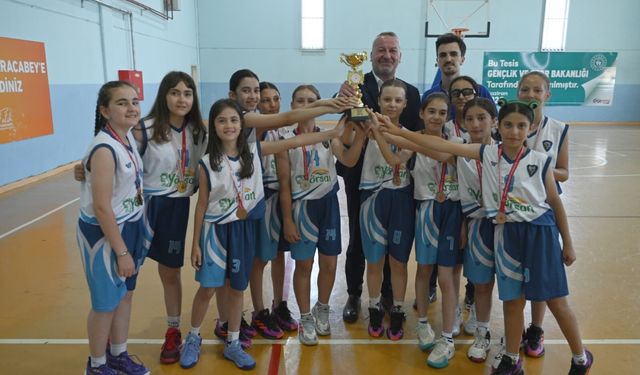 Karacabey'in Minik Sultanlarından Gururlandıran Başarı