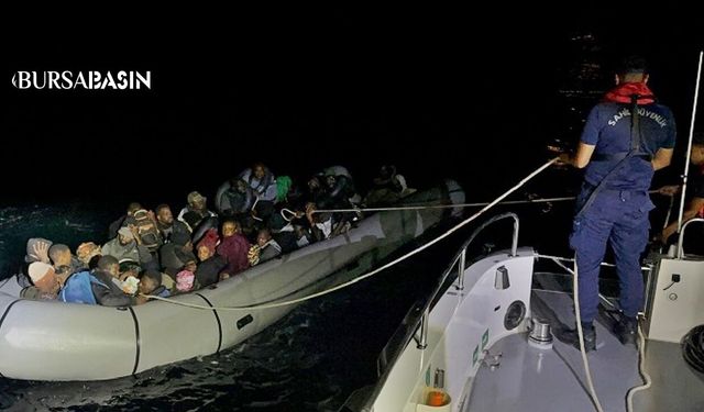 Urla Açıklarında 43 Düzensiz Göçmen Yakalandı