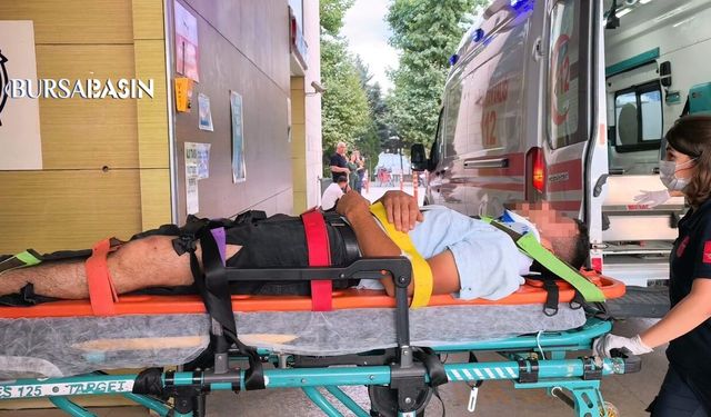 İnegöl'de İnşaatta Kiremit Faciası: 2 İşçi Yaralandı