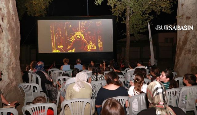 Osmangazi'de Yazlık Sinema Coşkusu Veysel Karani'de Yaşandı