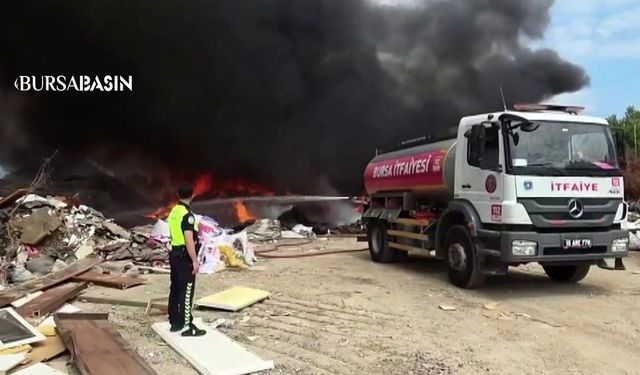 Orhangazi’de Geri Dönüşüm Tesisinde Yangın Çıktı
