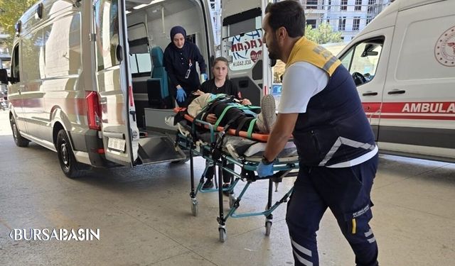 İnegöl'de İki Otomobil Çarpıştı: 1 Aylık Bebek Yaralı