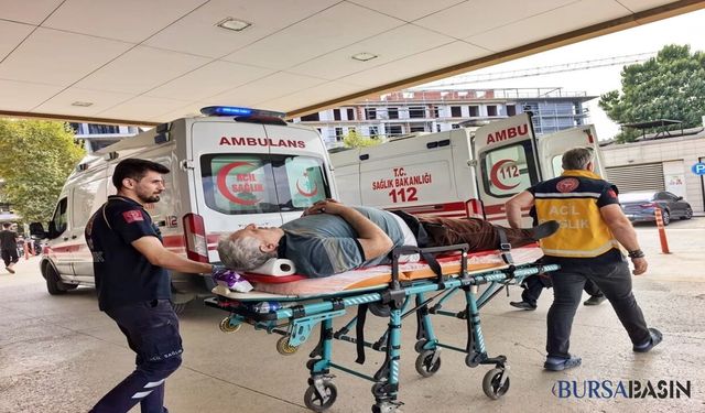 İnegöl'de çatıdan düşen adam ağır yaralandı