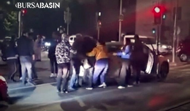 Bursa’da İki Aile Arasında Kavga! O Anlar Kamerada