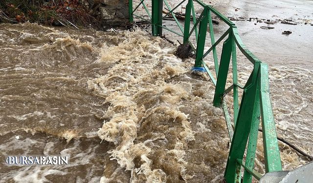 Bursa’da Sağanak Alarmı! Cumalıkızık’ta Köprü Sular Altında