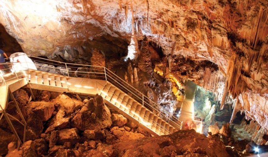 Bursa İnegöl Oylat Mağarası