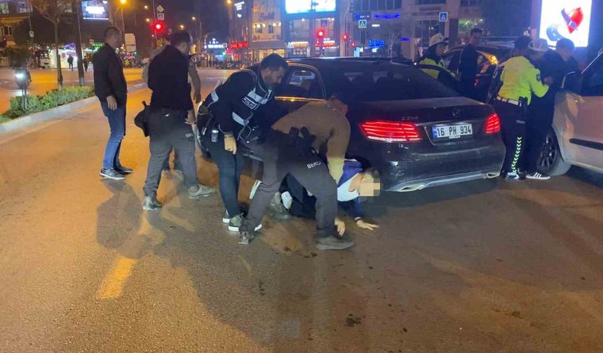 Polisleri Sürükleyerek Kaçan Alkollü Sürücü Tutuklandı