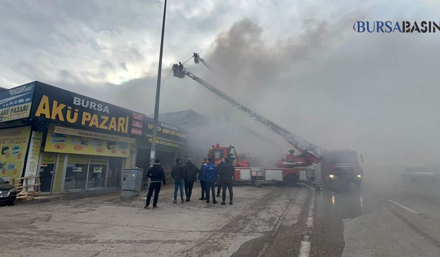 Osmangazi’de Oto Aksesuar Dükkanında Yangın