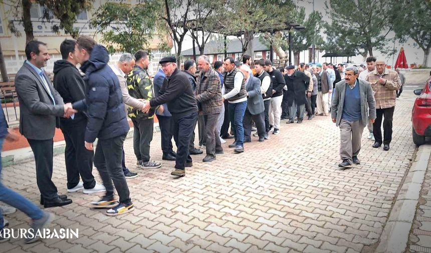 İznik’te Bayramlaşma Kuyruğunun Sonu Görülmedi