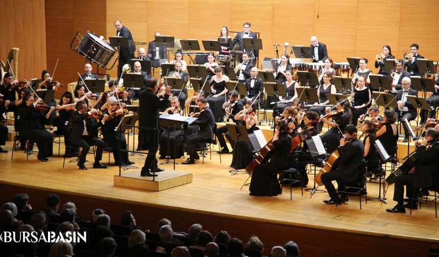 Prof. Dr. Ayhan Kızıl, Vefatının 10. Yılında Özel Konserle Anıldı