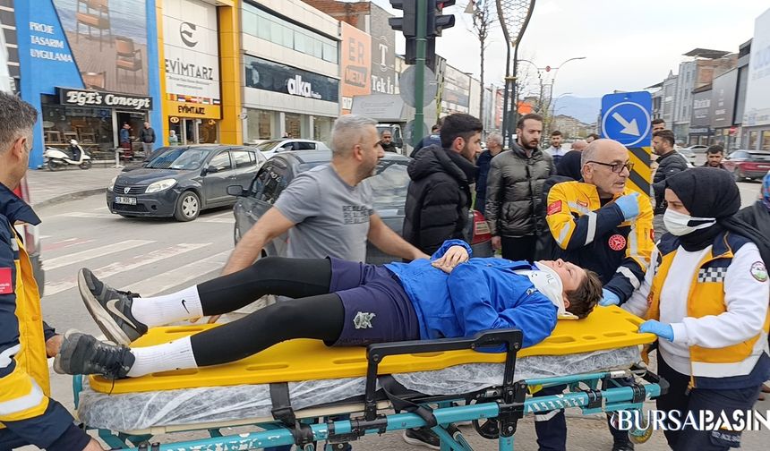 İnegöl’de Otomobilin Çarptığı Bisikletli Çocuk Yaralandı