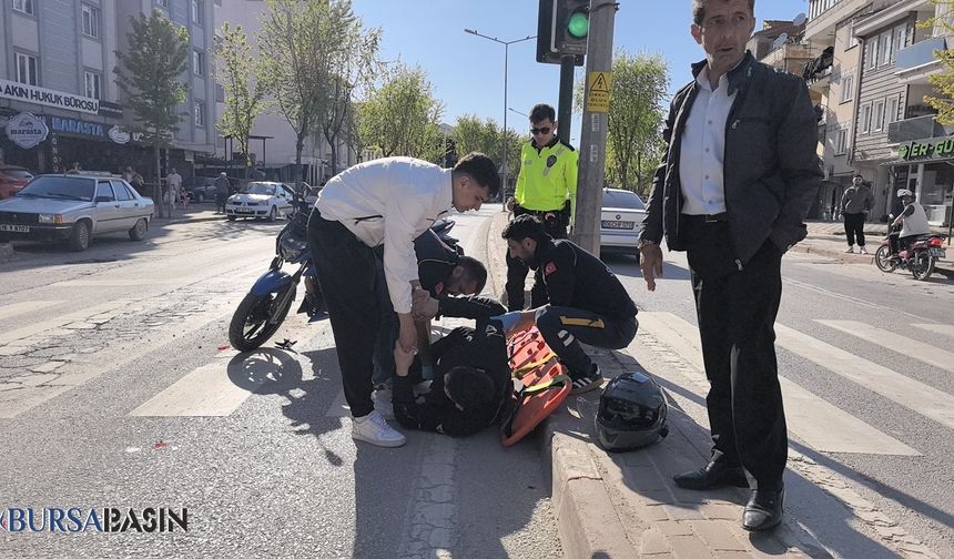 İnegöl’de motosiklet kazası: 2 genç yaralı