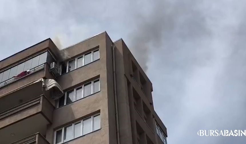 Bursa’da 8 Katlı Binada Korkutan Çatı Yangını
