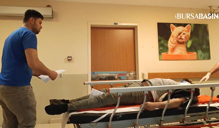 İnegöl’de otomobil ve motosiklet çarpıştı: 3 yaralı