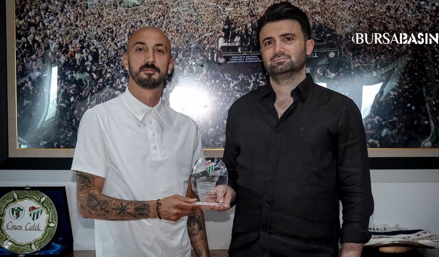 Bursaspor’da Kaptan Ahmet İlhan Özek Veda Etti