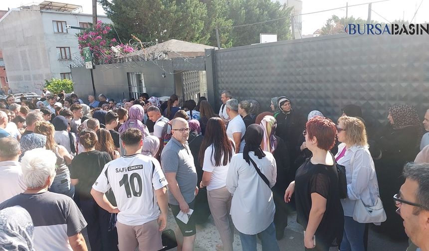 LGS Heyecanı Bursa’da Velileri de Sardı