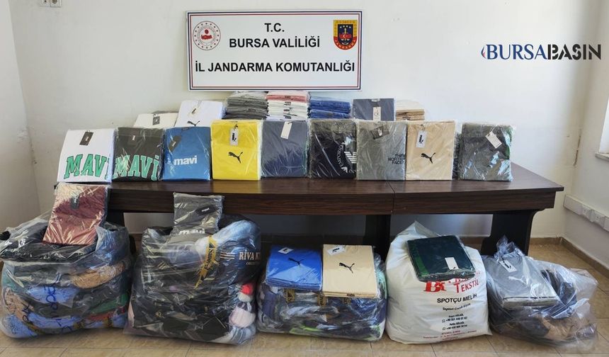 İnegöl'de 2 Milyon TL Değerinde Kaçak Kıyafet Ele Geçti