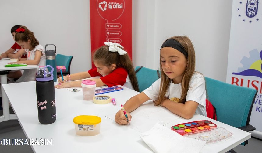 Çocuklar Sulu Boya Atölyesinde Hayallerini Resmetti
