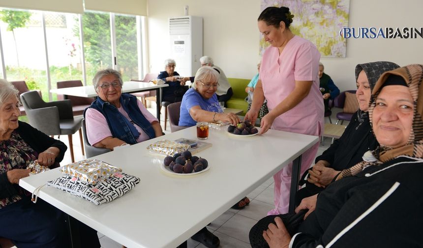 Nilüferli Kadınlardan Huzurevinde Anlamlı Ziyaret
