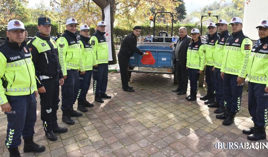 Gemlik’te Traktör Sürücülerine Güvenlik Ekipmanı Desteği