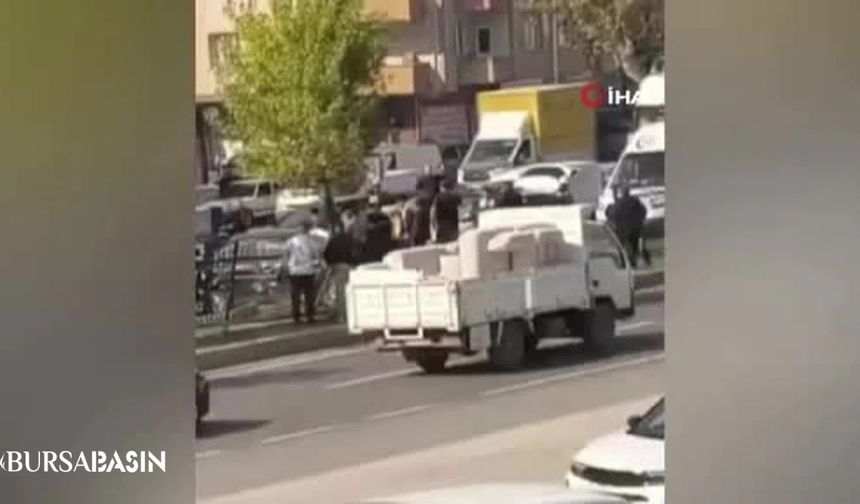 İnegöl'de Makas Atan Otomobil TIR’a Çarptı