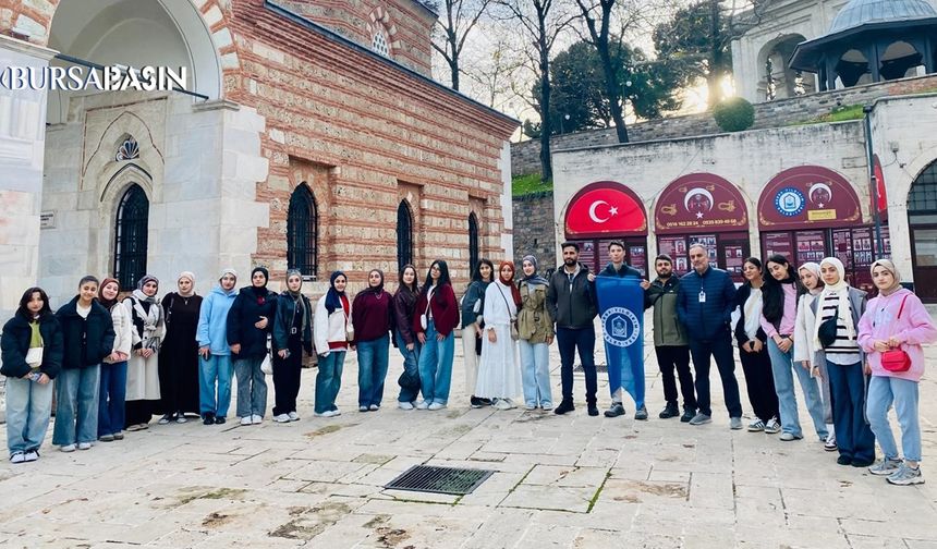 Yıldırım’da Gençler Tarihle İç İçe Yürüyüşe Çıktı