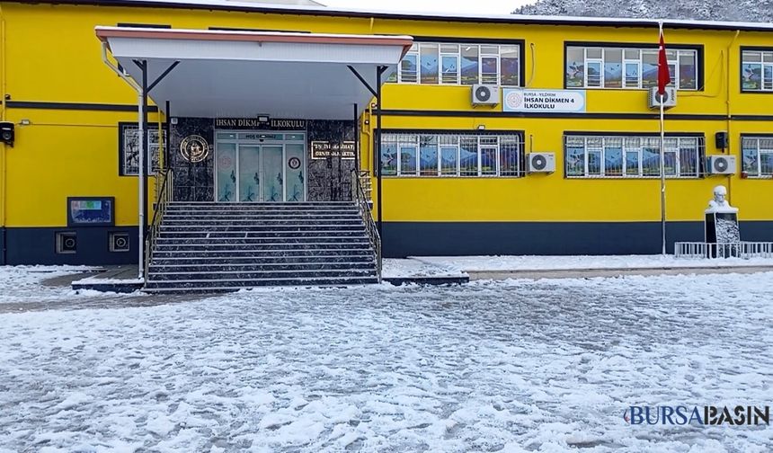 Bursa’da Kar Nedeniyle Okul Boş Kaldı