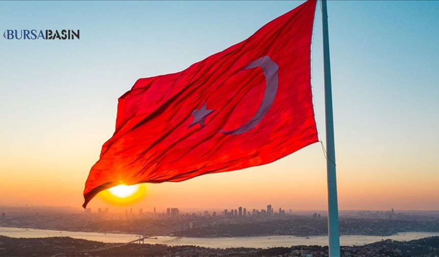 Bayrağımıza Yapılan Saldırı Sonrası 14 Gözaltı