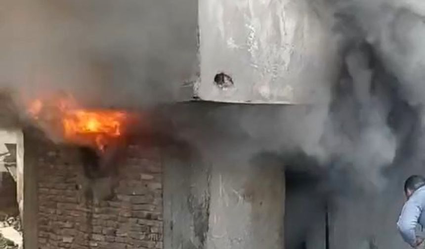 Bursa’da Metruk Bina Yangını Korkuttu